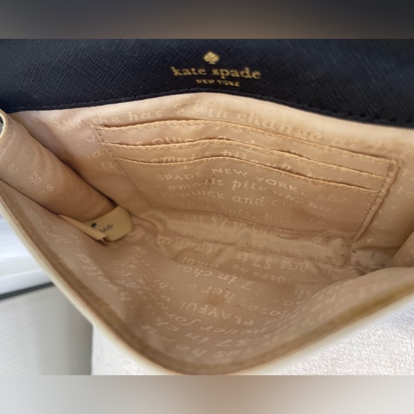 Kate Spade Striped storybook lining Small Crossbody Bag EUC - Picture 7 of 10